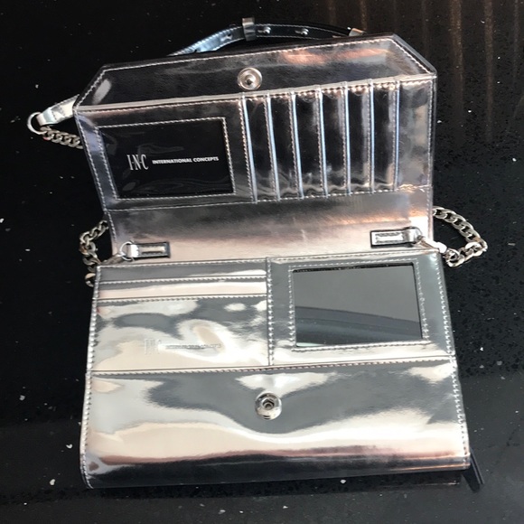 INC Clutch - Picture 2 of 6